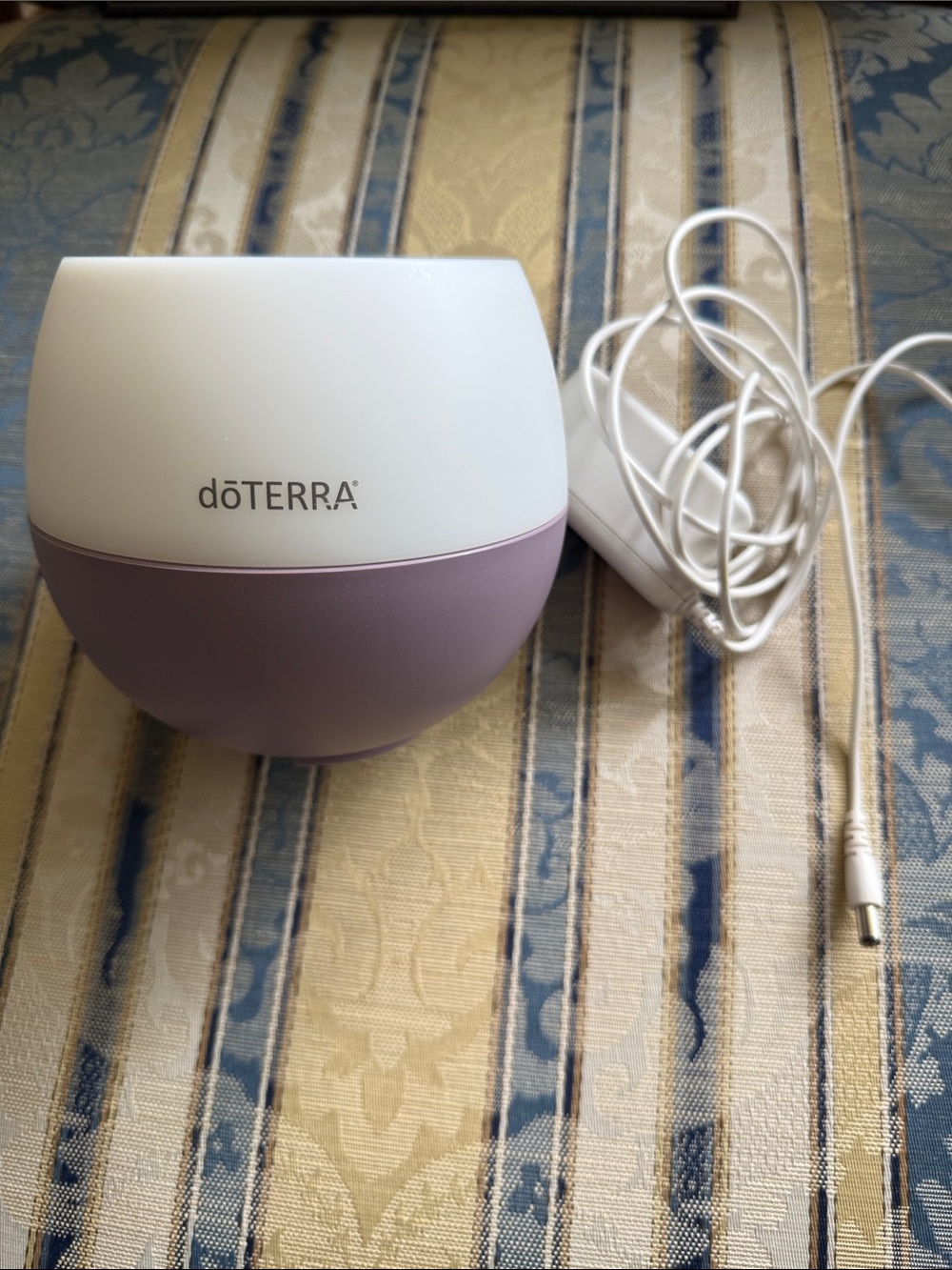 Doterra Two-Tone White and Lavender Aroma Diffuser